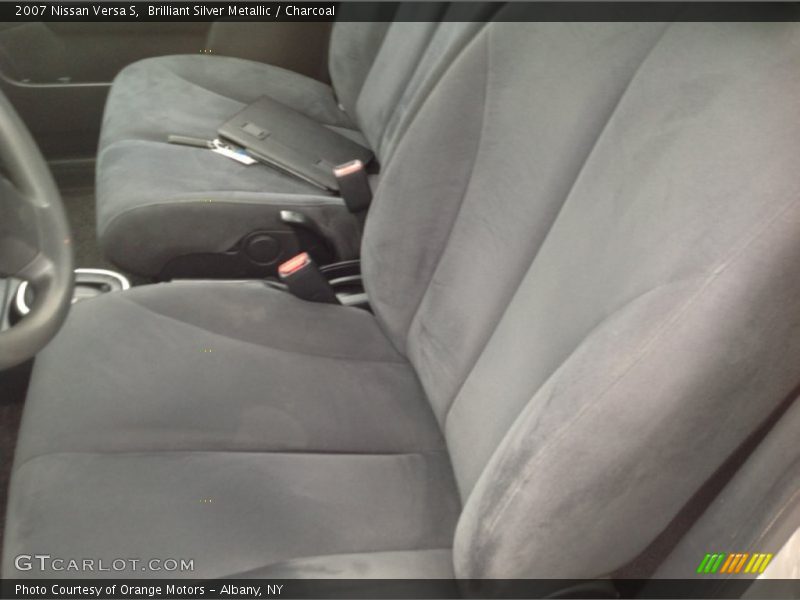 Brilliant Silver Metallic / Charcoal 2007 Nissan Versa S