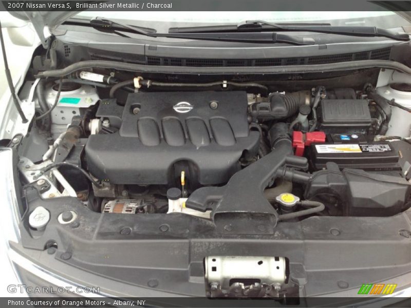 Brilliant Silver Metallic / Charcoal 2007 Nissan Versa S