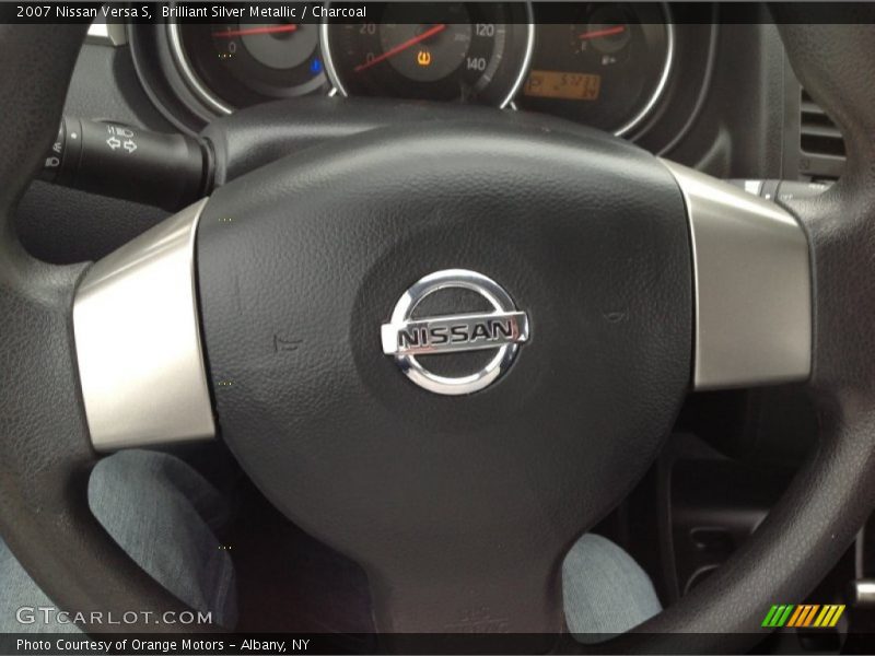 Brilliant Silver Metallic / Charcoal 2007 Nissan Versa S