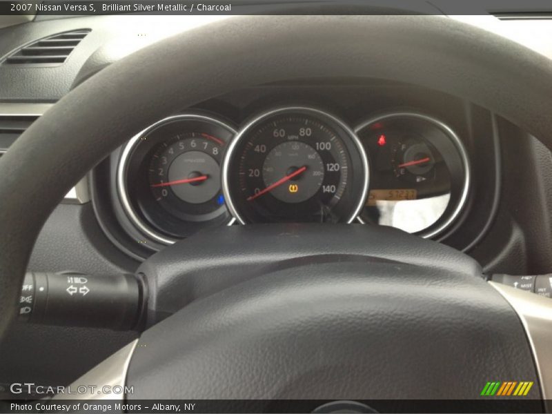 Brilliant Silver Metallic / Charcoal 2007 Nissan Versa S