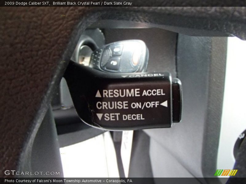 Brilliant Black Crystal Pearl / Dark Slate Gray 2009 Dodge Caliber SXT