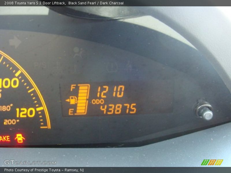 Black Sand Pearl / Dark Charcoal 2008 Toyota Yaris S 3 Door Liftback