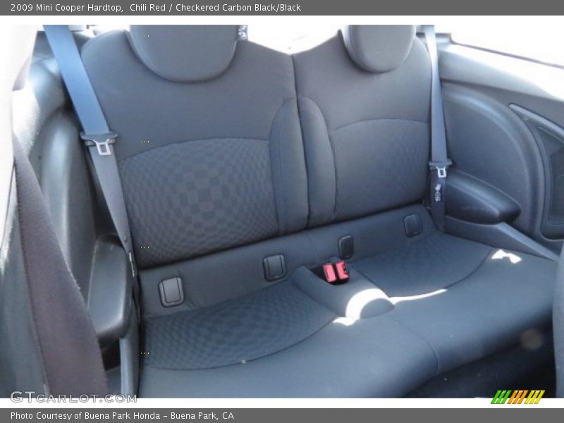 Chili Red / Checkered Carbon Black/Black 2009 Mini Cooper Hardtop