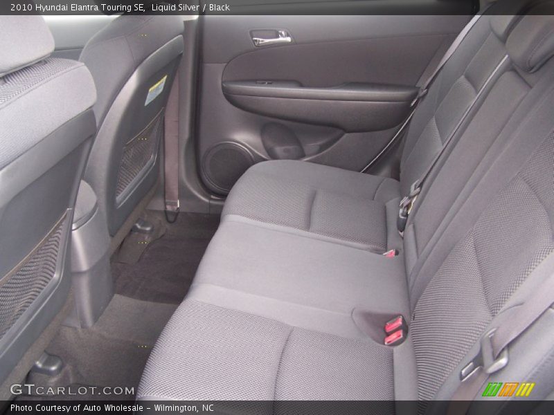 Liquid Silver / Black 2010 Hyundai Elantra Touring SE