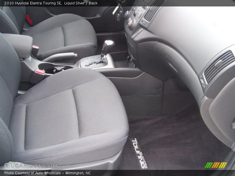 Liquid Silver / Black 2010 Hyundai Elantra Touring SE