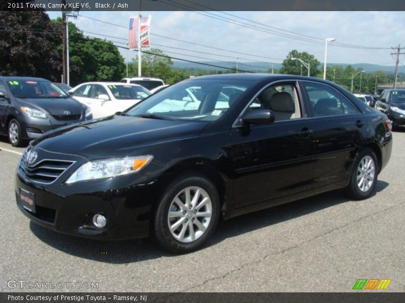Black / Ash 2011 Toyota Camry XLE V6