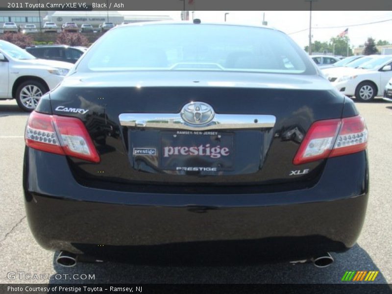 Black / Ash 2011 Toyota Camry XLE V6