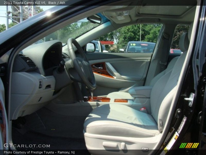 Black / Ash 2011 Toyota Camry XLE V6