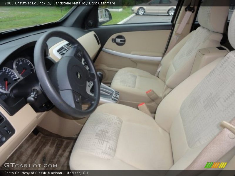 Sandstone Metallic / Light Cashmere 2005 Chevrolet Equinox LS