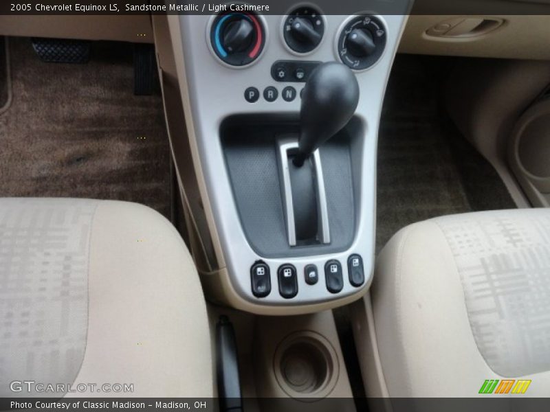 Sandstone Metallic / Light Cashmere 2005 Chevrolet Equinox LS