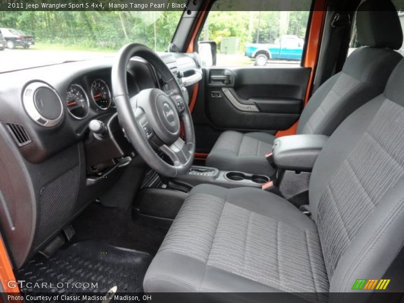 Mango Tango Pearl / Black 2011 Jeep Wrangler Sport S 4x4