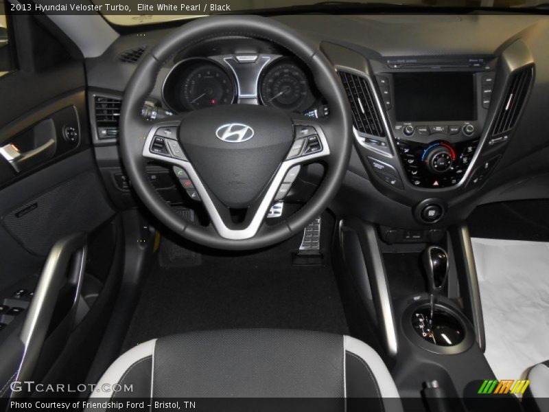 Elite White Pearl / Black 2013 Hyundai Veloster Turbo