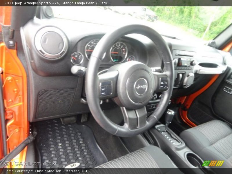 Mango Tango Pearl / Black 2011 Jeep Wrangler Sport S 4x4