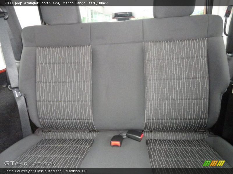 Mango Tango Pearl / Black 2011 Jeep Wrangler Sport S 4x4