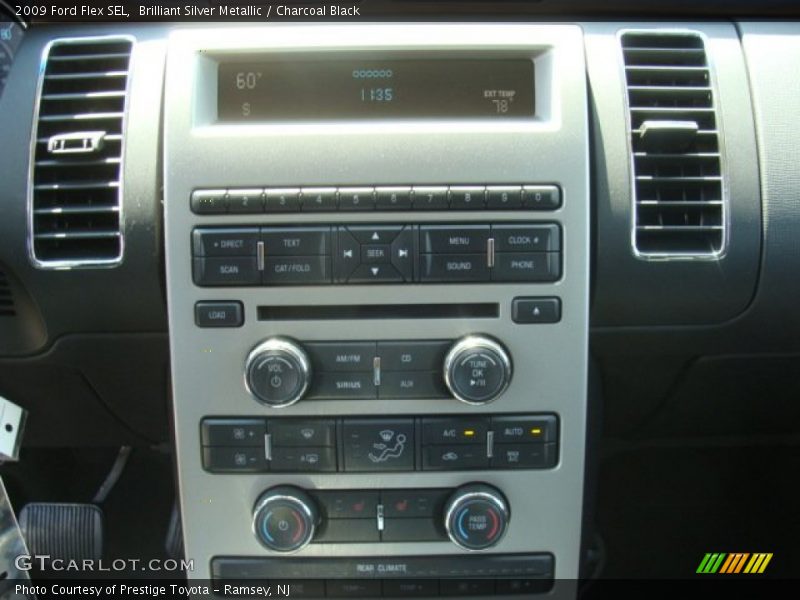 Brilliant Silver Metallic / Charcoal Black 2009 Ford Flex SEL