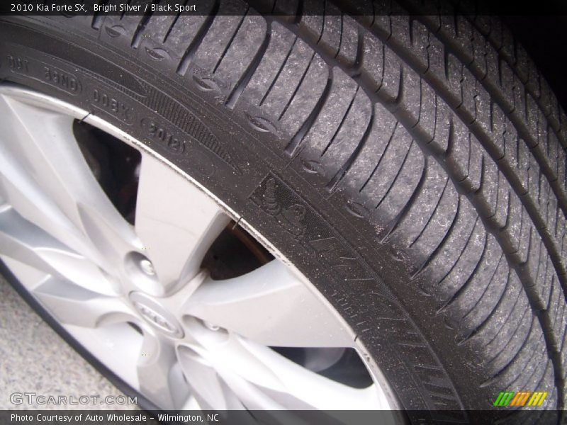 Bright Silver / Black Sport 2010 Kia Forte SX