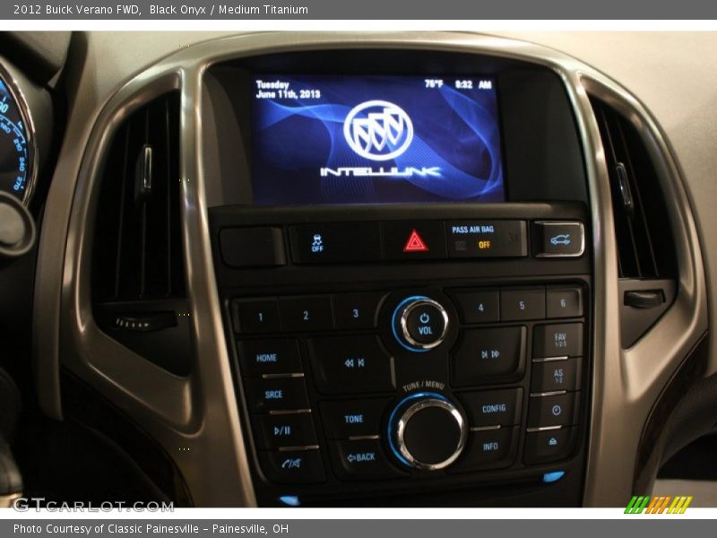 Black Onyx / Medium Titanium 2012 Buick Verano FWD