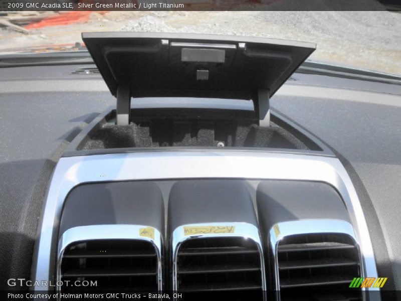 Silver Green Metallic / Light Titanium 2009 GMC Acadia SLE