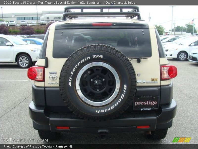 Sandstorm / Dark Charcoal/Beige 2010 Toyota FJ Cruiser Trail Teams Special Edition 4WD