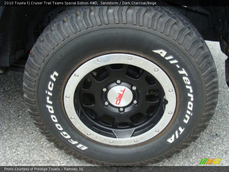 Sandstorm / Dark Charcoal/Beige 2010 Toyota FJ Cruiser Trail Teams Special Edition 4WD