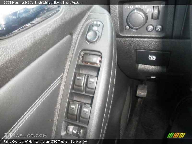 Birch White / Ebony Black/Pewter 2008 Hummer H3 X