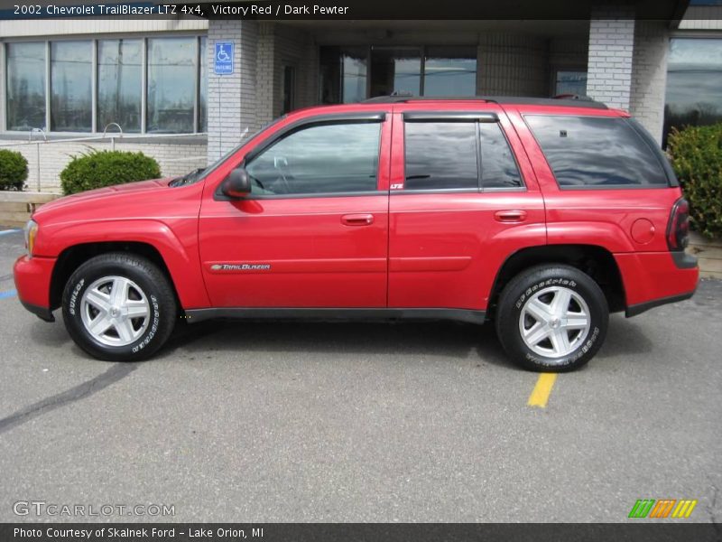 Victory Red / Dark Pewter 2002 Chevrolet TrailBlazer LTZ 4x4