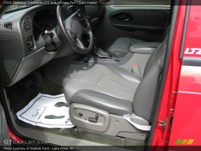 Victory Red / Dark Pewter 2002 Chevrolet TrailBlazer LTZ 4x4