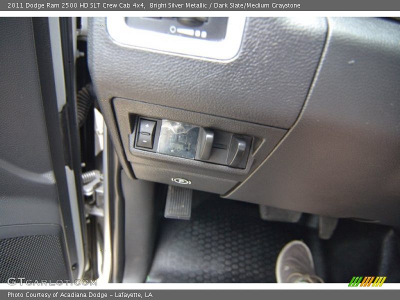 Bright Silver Metallic / Dark Slate/Medium Graystone 2011 Dodge Ram 2500 HD SLT Crew Cab 4x4