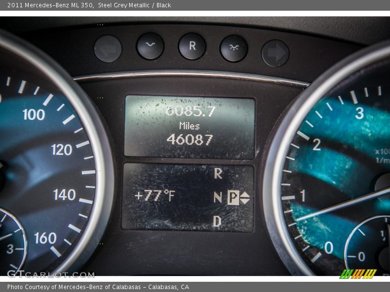 Steel Grey Metallic / Black 2011 Mercedes-Benz ML 350