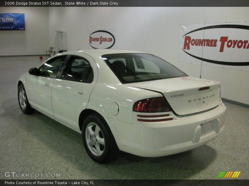 Stone White / Dark Slate Grey 2006 Dodge Stratus SXT Sedan