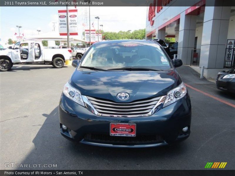 South Pacific Blue Pearl / Bisque 2011 Toyota Sienna XLE