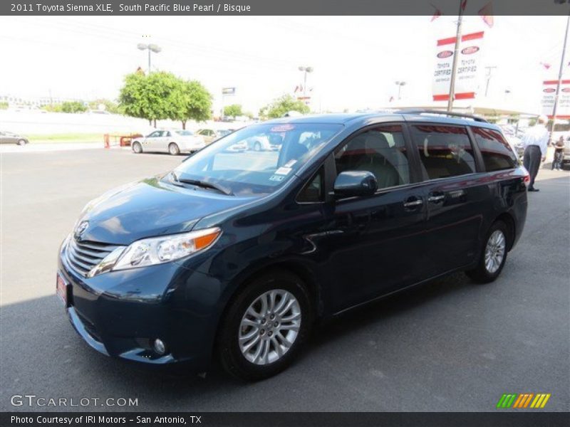 South Pacific Blue Pearl / Bisque 2011 Toyota Sienna XLE