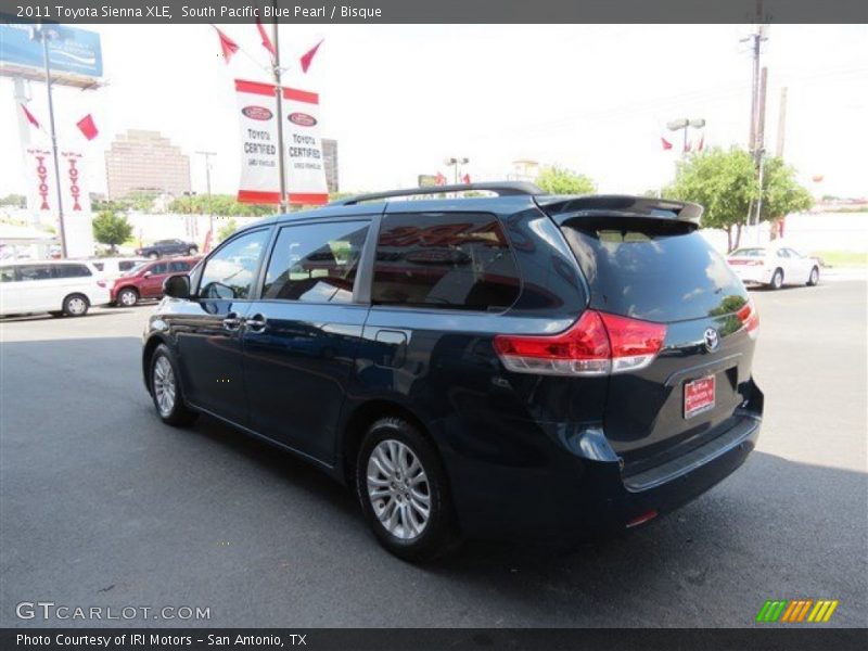 South Pacific Blue Pearl / Bisque 2011 Toyota Sienna XLE
