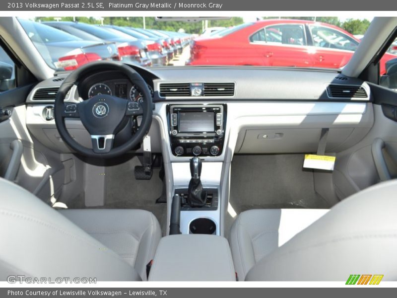 Platinum Gray Metallic / Moonrock Gray 2013 Volkswagen Passat 2.5L SE