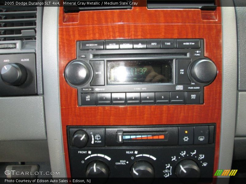 Audio System of 2005 Durango SLT 4x4