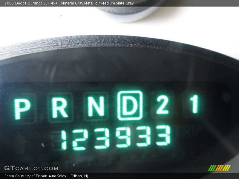 Mineral Gray Metallic / Medium Slate Gray 2005 Dodge Durango SLT 4x4