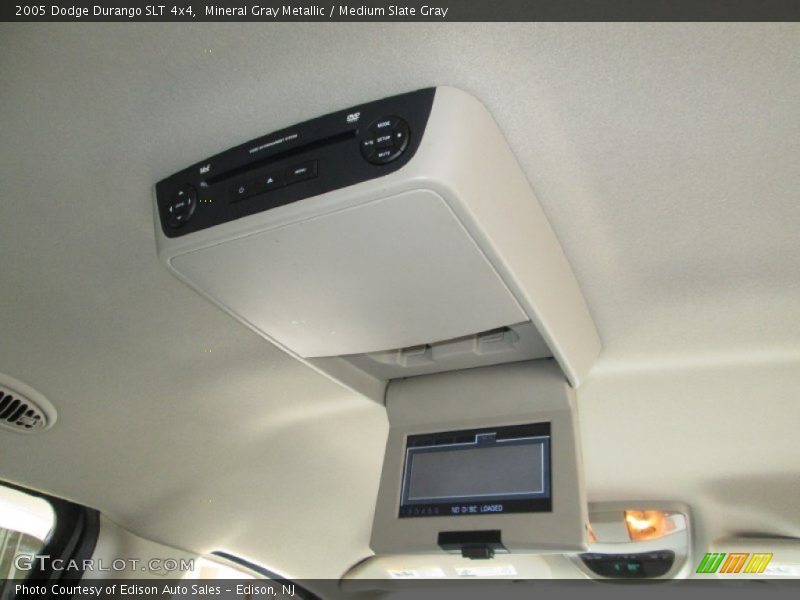 Mineral Gray Metallic / Medium Slate Gray 2005 Dodge Durango SLT 4x4