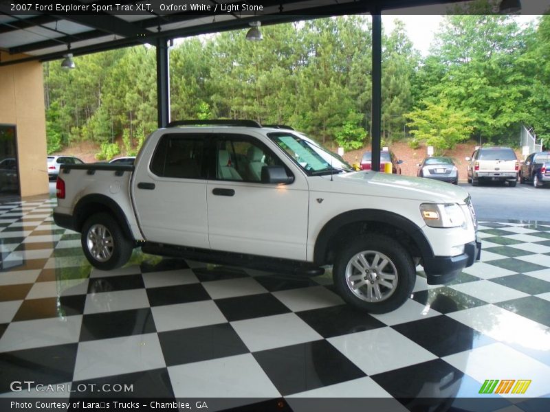 Front 3/4 View of 2007 Explorer Sport Trac XLT