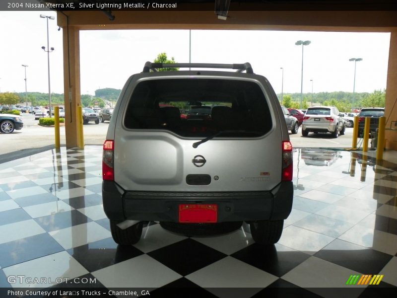 Silver Lightning Metallic / Charcoal 2004 Nissan Xterra XE