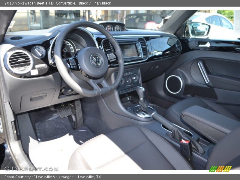 Black / Titan Black 2013 Volkswagen Beetle TDI Convertible