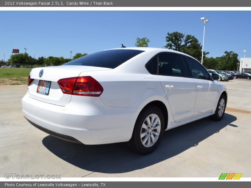 Candy White / Titan Black 2013 Volkswagen Passat 2.5L S