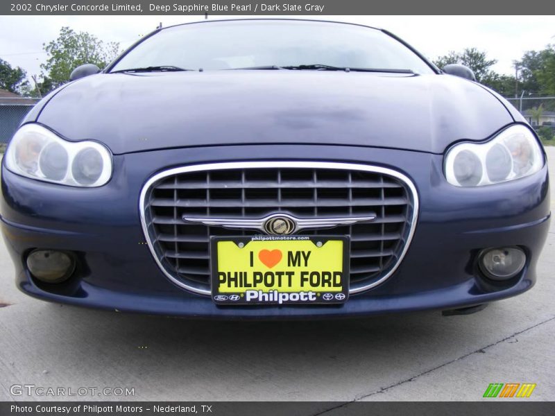 Deep Sapphire Blue Pearl / Dark Slate Gray 2002 Chrysler Concorde Limited