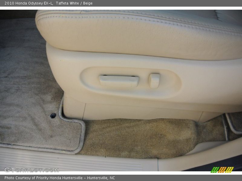 Taffeta White / Beige 2010 Honda Odyssey EX-L