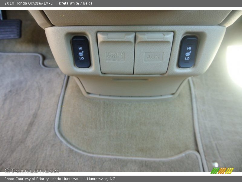 Taffeta White / Beige 2010 Honda Odyssey EX-L