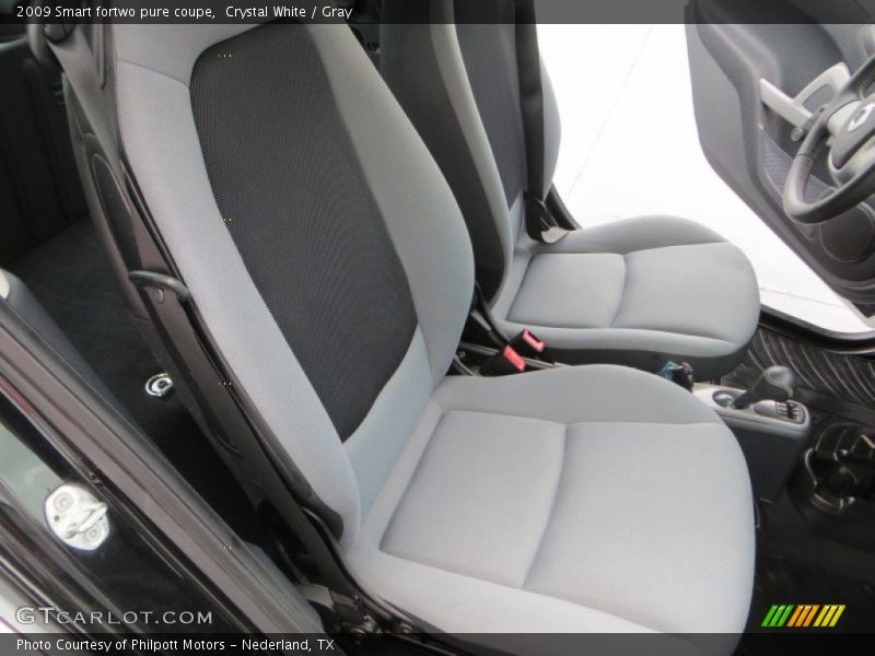 Front Seat of 2009 fortwo pure coupe