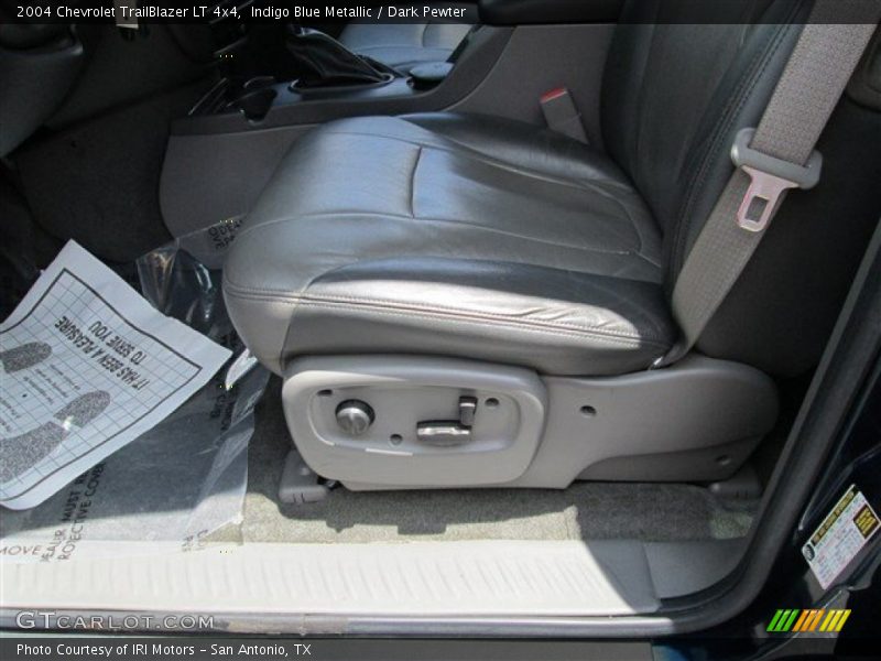 Indigo Blue Metallic / Dark Pewter 2004 Chevrolet TrailBlazer LT 4x4