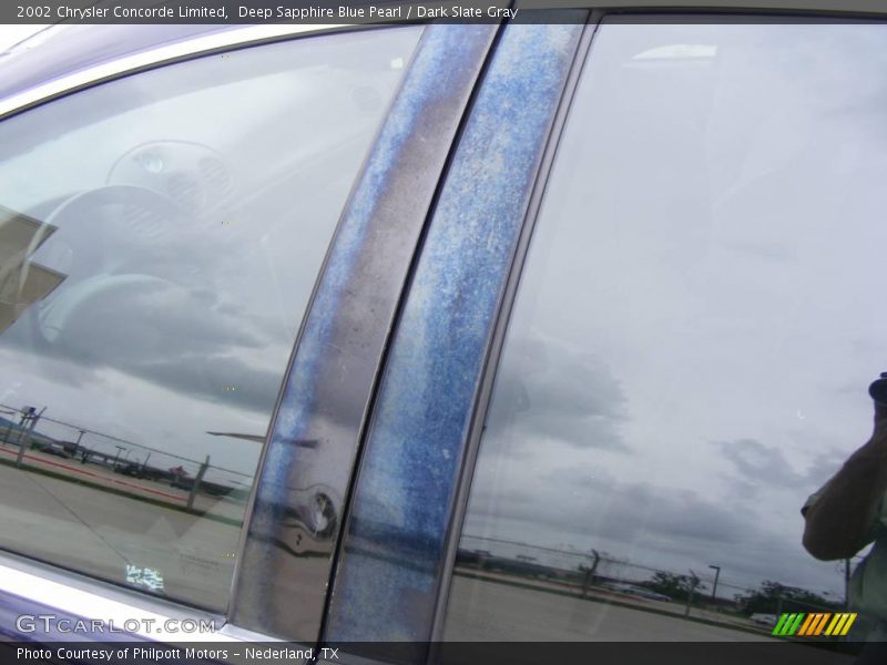 Deep Sapphire Blue Pearl / Dark Slate Gray 2002 Chrysler Concorde Limited