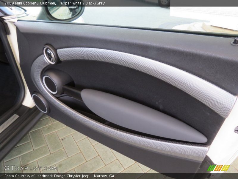 Pepper White / Black/Grey 2009 Mini Cooper S Clubman