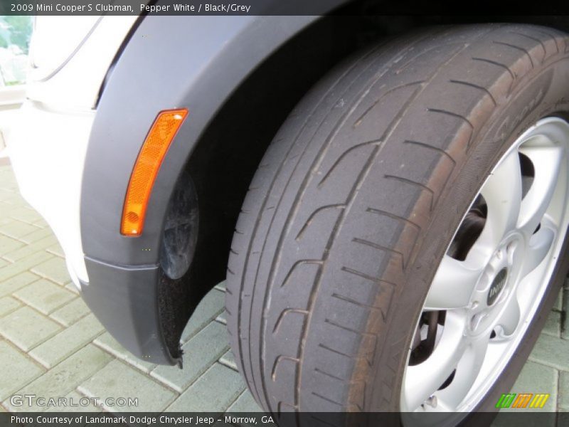 Pepper White / Black/Grey 2009 Mini Cooper S Clubman