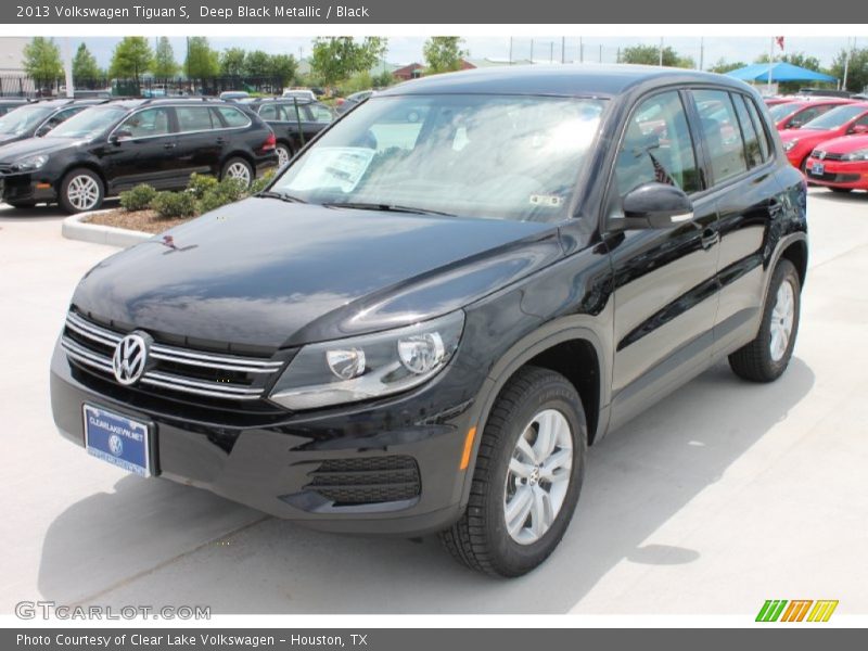 Deep Black Metallic / Black 2013 Volkswagen Tiguan S